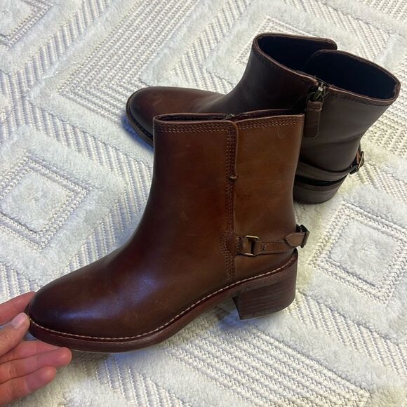 Franco Sarto - L-colt Ankle Boot - Picture 1 of 10